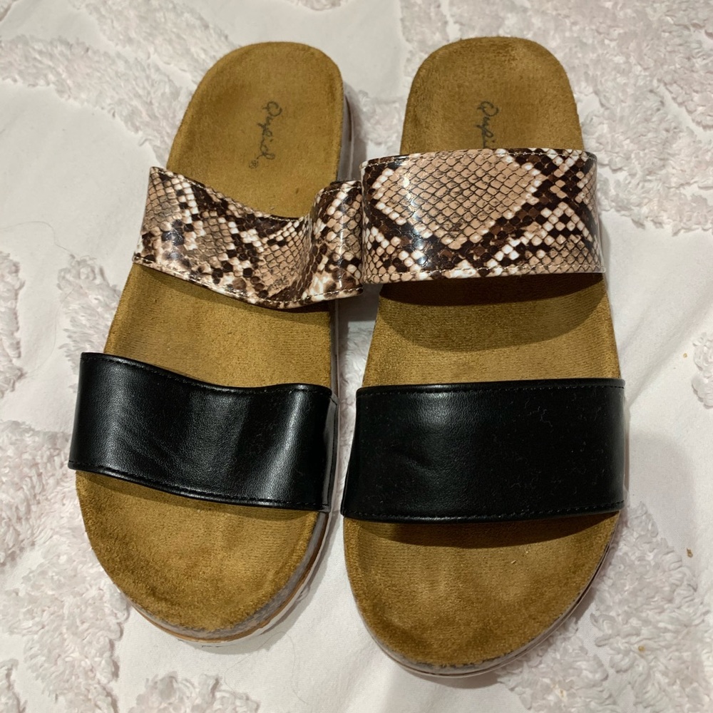 Snake shoes